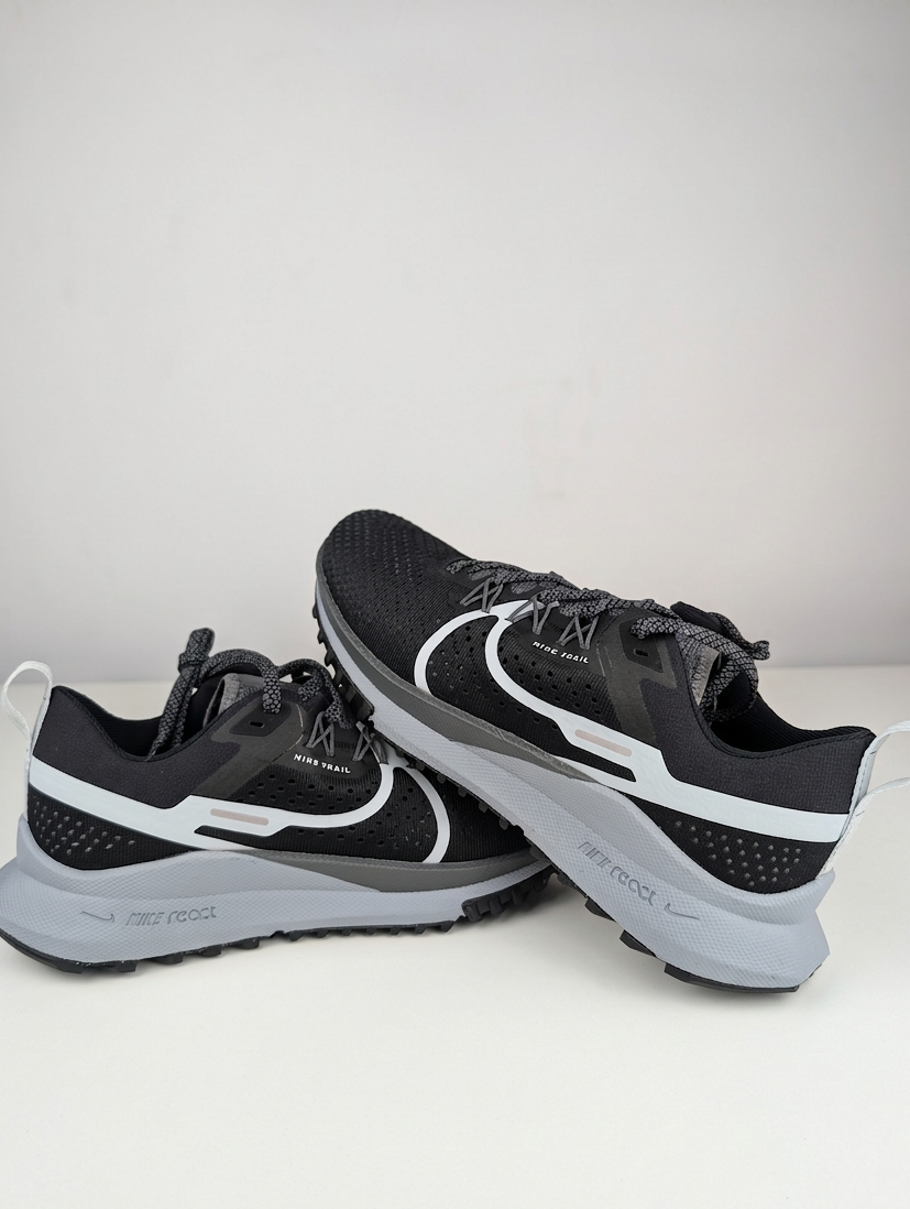 NIKE PEGASUS TRAIL 4