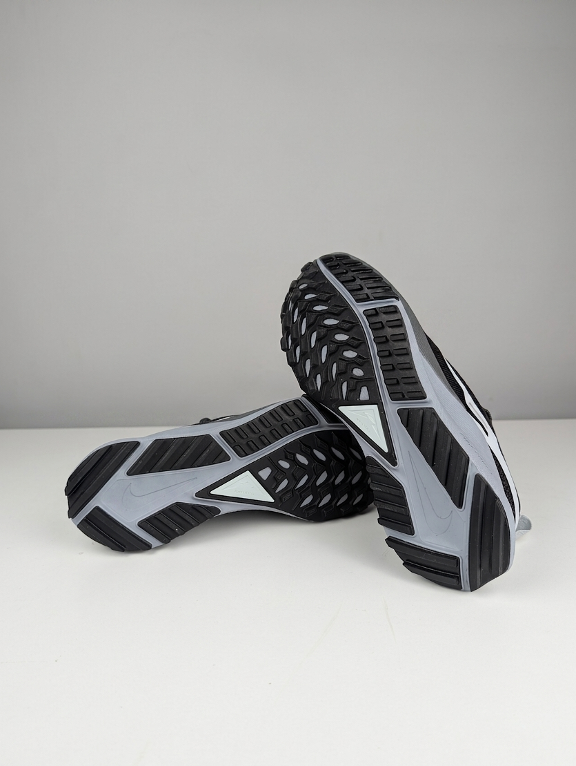 NIKE PEGASUS TRAIL 4