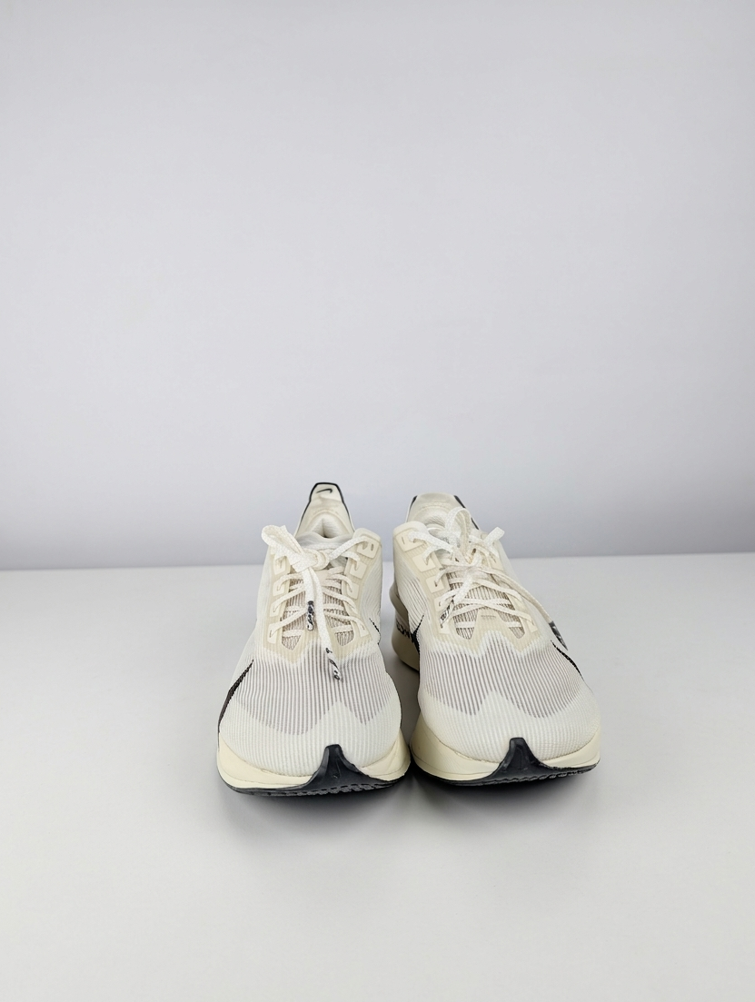NIKE ZOOMX VAPORFLY NEXT% 4
